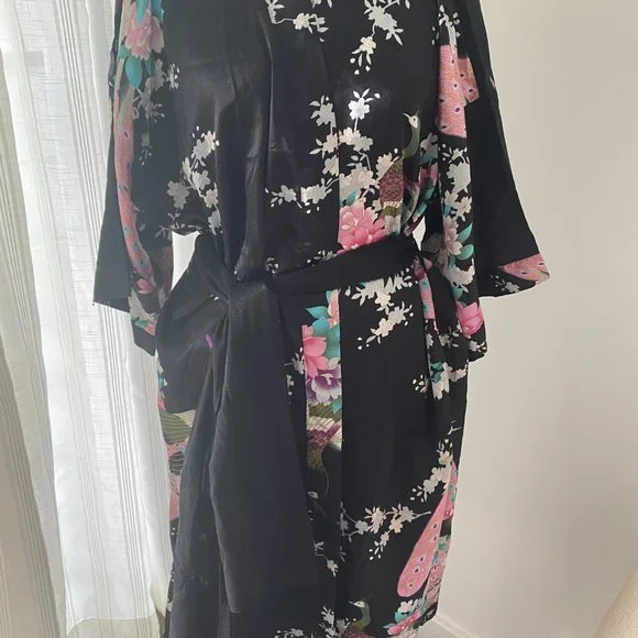 AS NEW SAM WELL SILK LONG ROBE/KIMINO JACKET - ONE SIZE - Picture 5 of 16